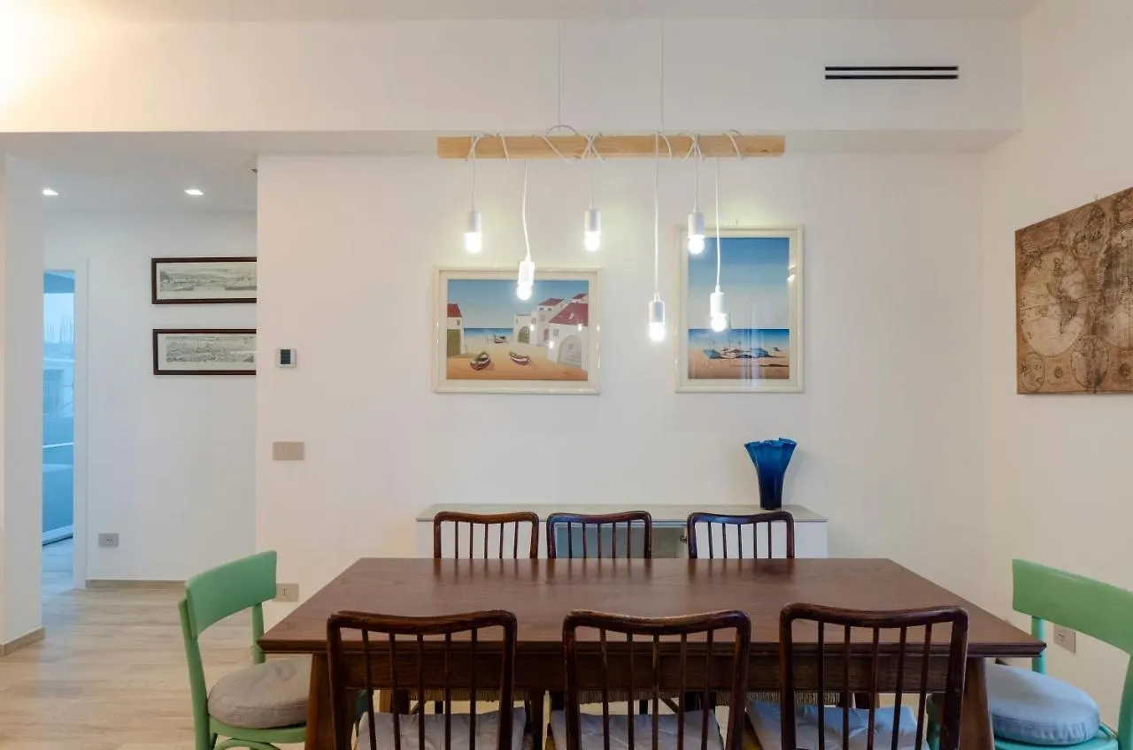 Joivy Apt For 6, With Terrace Near Beach In Sestri Levante 0*,  Italy