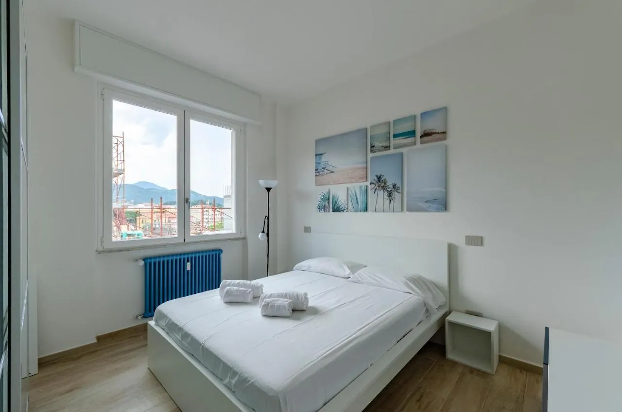 Apartment Joivy Apt For 6, With Terrace Near Beach In Sestri Levante